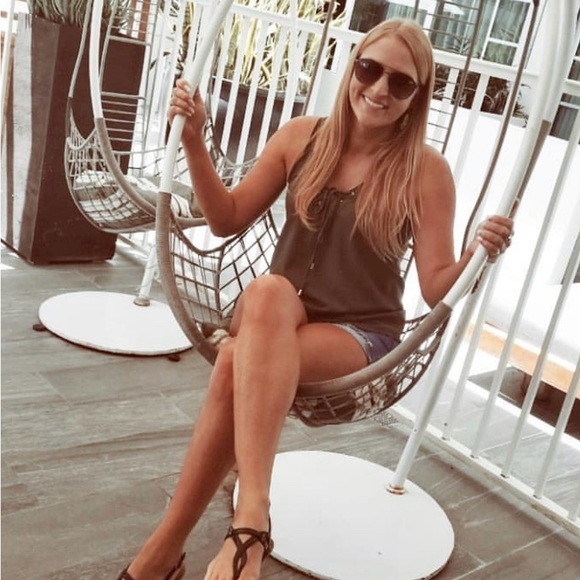 ashley_b_01